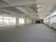 南山西丽 大磡工业区新出1500平厂房直租 带卸货平台