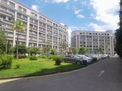 横岗高速路口永湖地铁站边空出原房东厂房一层2600平方